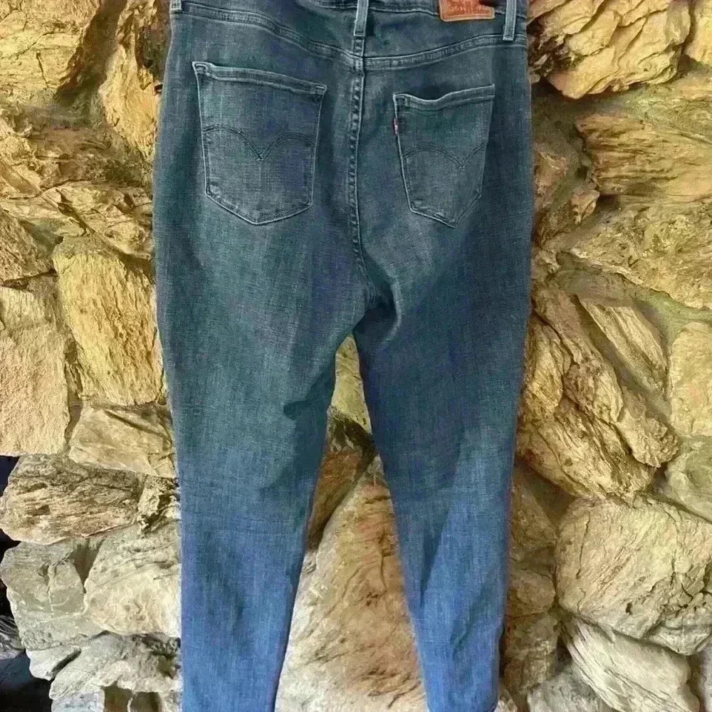LEVIS 721 - HIGH RISE SKINNY JEANS - COLOR BLUE - WOMENS - SIZE 32 - Picture 5 of 6